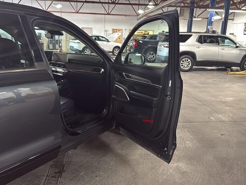 Used 2021 Kia Telluride SX w/ Nightfall Edition Package image 26