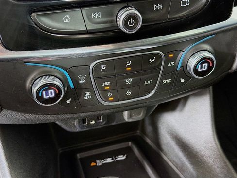 Used 2023 Chevrolet Traverse LT w/ LPO, Floor Liner Package AWD/4WD image 36