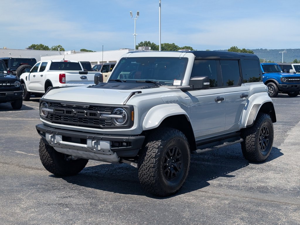 New 2026 Ford Bronco Raptor w/ Interior Carbon Fiber Pack AWD/4WD image 7