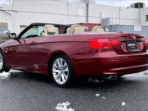 Used 2013 BMW 328i Convertible image 35