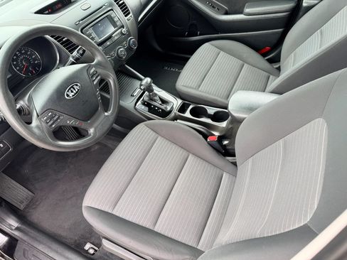 Used 2017 Kia Forte LX w/ LX Popular Package FWD image 14
