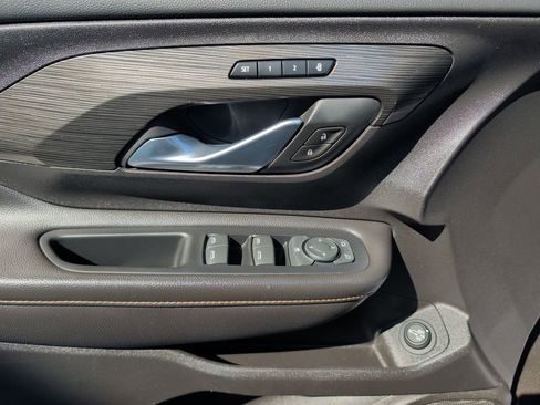 Used 2019 GMC Terrain SLT w/ Preferred Package image 9