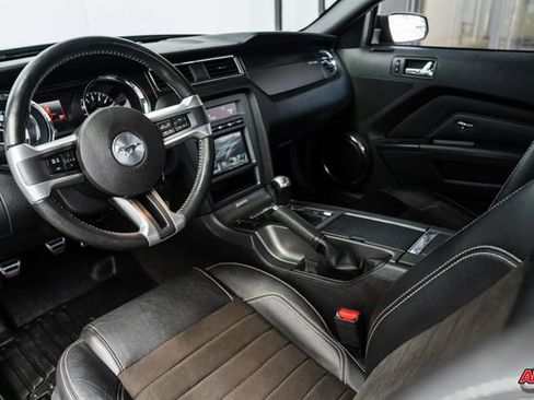 Used 2014 Ford Mustang GT Premium w/ Equipment Group 402A image 2