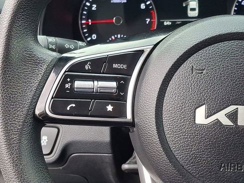 Certified 2024 Kia Forte LXS w/ LXS Technology Package image 22