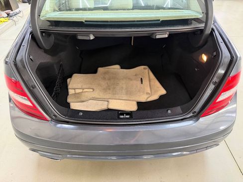 Used 2014 Mercedes-Benz C 250 Sedan image 9