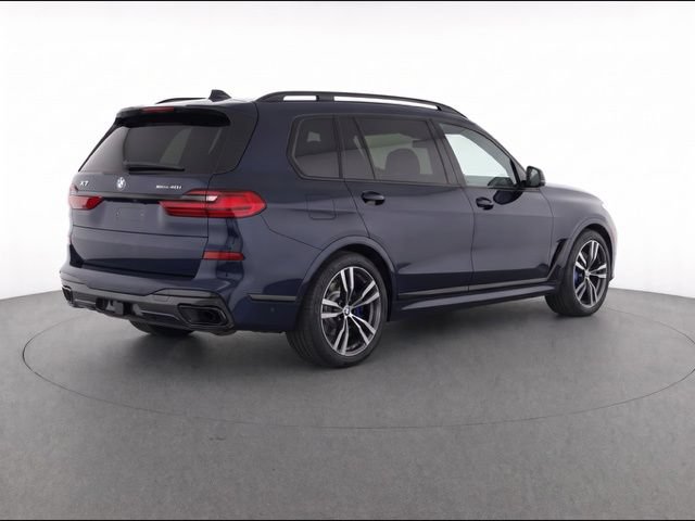 Used 2022 BMW X7 M50i w/ Luxury Seating Package AWD/4WD image 4