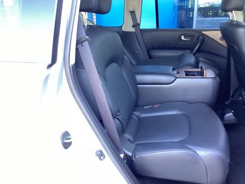 Used 2024 Nissan Armada SL w/ Captain's Chairs Package image 21