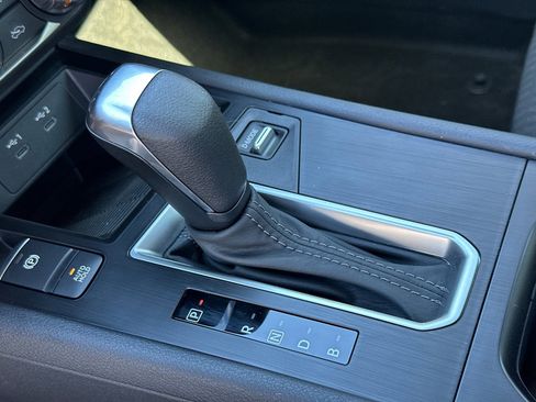 New 2026 Nissan Kicks S w/ Charging Package image 31