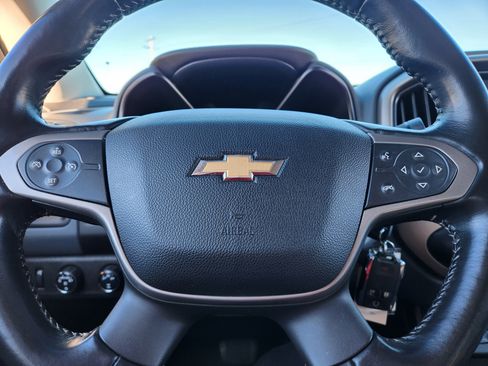 Used 2016 Chevrolet Colorado Z71 image 23