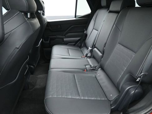 Used 2025 Toyota 4Runner TRD Off-Road Premium w/ Tow Technology Package AWD/4WD image 30