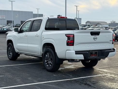 New 2026 Nissan Frontier SV w/ All-Weather Content Package AWD/4WD image 6