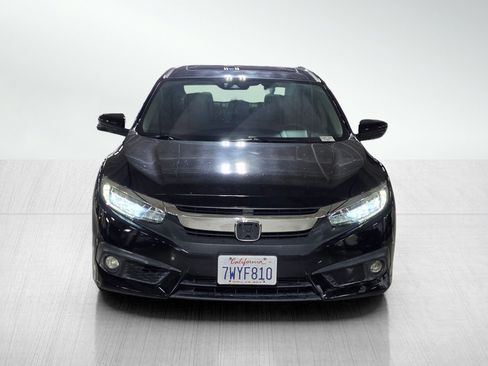 Used 2016 Honda Civic Touring image 2