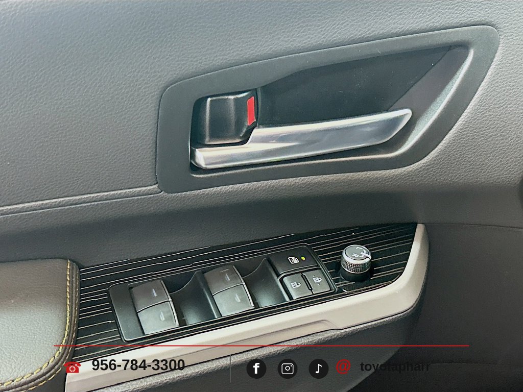 New 2026 Toyota Sienna XLE Woodland Edition AWD/4WD image 18