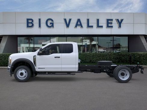 New 2026 Ford F550 XL image 3