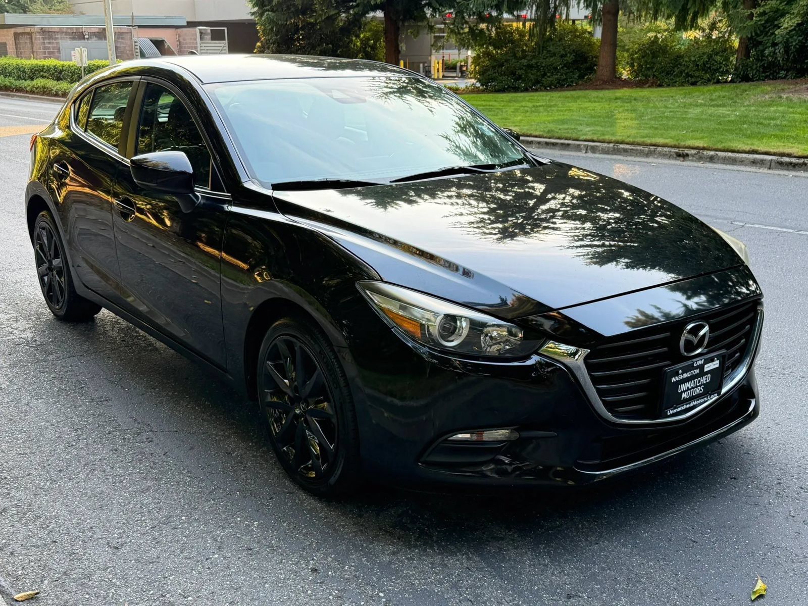 Used 2018 MAZDA MAZDA3 Touring FWD image 10