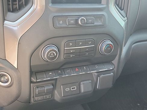 Used 2024 Chevrolet Silverado 1500 Custom Trail Boss AWD/4WD image 17