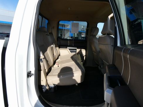 Used 2020 Ford F150 Lariat image 18