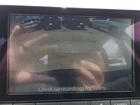 Used 2025 Nissan Altima 2.5 SV FWD image 18