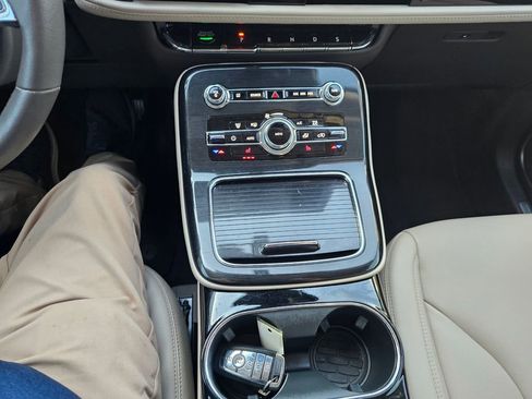 Used 2023 Lincoln Nautilus AWD w/ Premium Package image 22