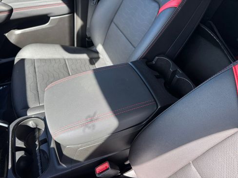 Used 2023 Chevrolet Colorado Z71 w/ Z71 Convenience Package 2 image 14