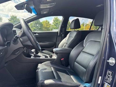 Used 2021 Kia Sportage S FWD image 9