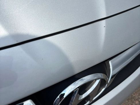 Used 2012 Hyundai Accent GLS FWD image 38