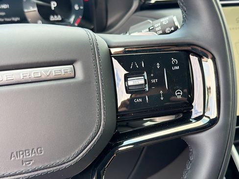 New 2026 Land Rover Range Rover Velar Belgravia AWD/4WD image 39