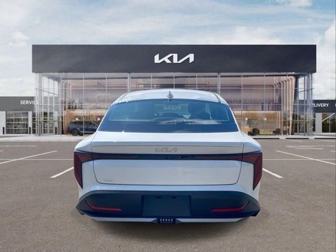 New 2026 Kia K4 LXS FWD image 7