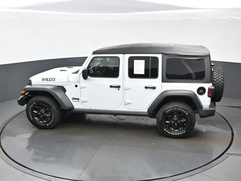 Used 2022 Jeep Wrangler Unlimited Sport AWD/4WD image 35