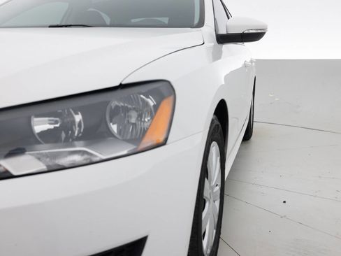 Used 2012 Volkswagen Passat 2.5 S image 11