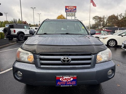 Used 2005 Toyota Highlander Limited image 10