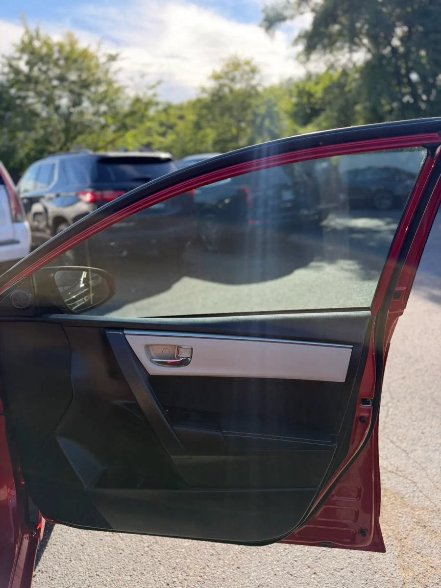 Used 2016 Toyota Corolla LE FWD image 10