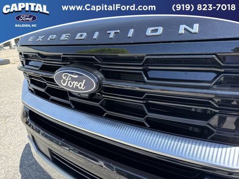 Certified 2025 Ford Expedition Max Platinum w/ Driver's Package image 10