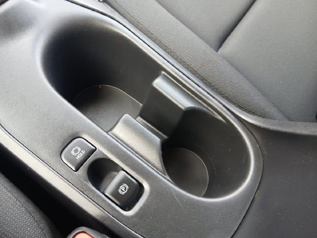 Used 2025 Toyota Corolla LE FWD image 11
