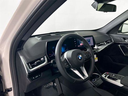 New 2026 BMW X1 xDrive28i w/ Technology Package image 10