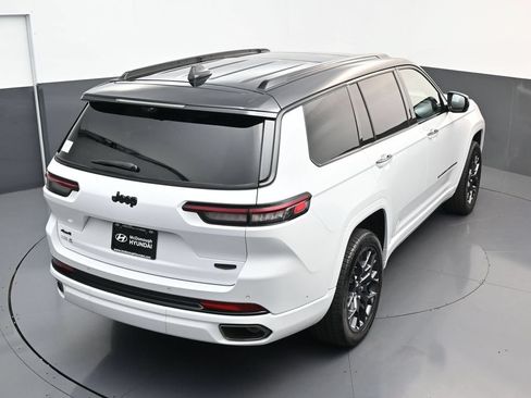 Used 2025 Jeep Grand Cherokee L Summit AWD/4WD image 22