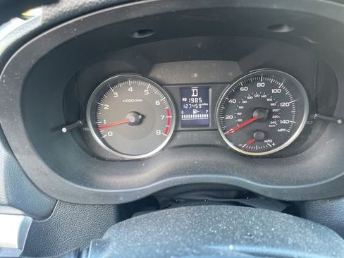 Used 2016 Subaru Crosstrek 2.0i Premium w/ Moonroof Package image 12