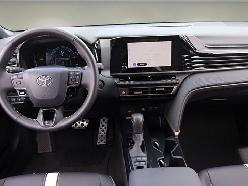Certified 2026 Toyota Camry SE FWD image 14