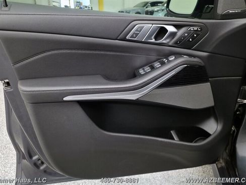 Used 2020 BMW X7 M50i AWD/4WD image 19