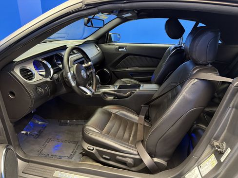 Used 2014 Ford Mustang Premium w/ Comfort Package image 12