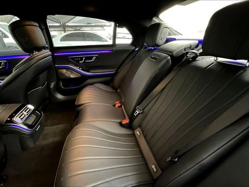 Certified 2022 Mercedes-Benz S 500 4MATIC image 21