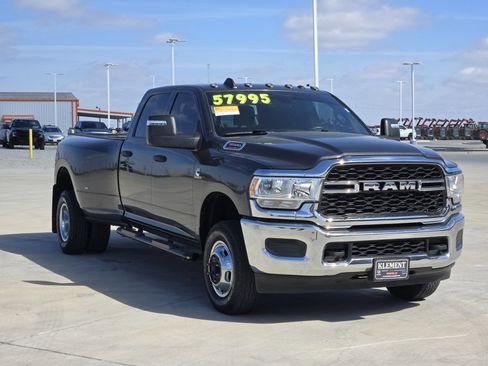 Certified 2024 RAM 3500 Tradesman w/ Chrome Appearance Group image 4
