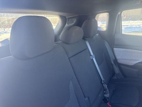 Used 2024 Jeep Compass Sport image 11