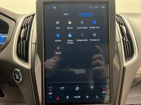 Used 2024 Ford Edge SEL image 51