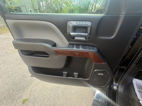Used 2018 GMC Sierra 1500 SLT w/ Texas SLT Premium Package RWD image 18