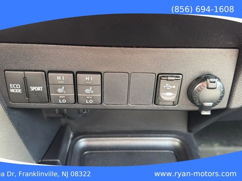 Used 2013 Toyota RAV4 Limited AWD/4WD image 14
