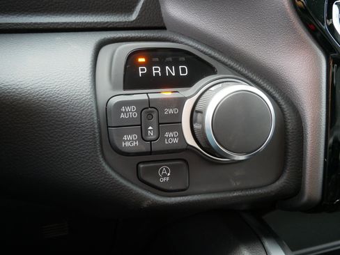 New 2026 RAM 1500 Big Horn AWD/4WD image 10