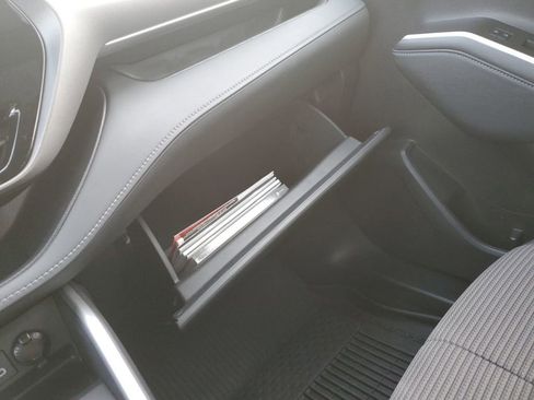 Used 2023 Toyota Highlander LE image 20