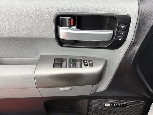 Used 2017 Toyota Sequoia Limited image 8