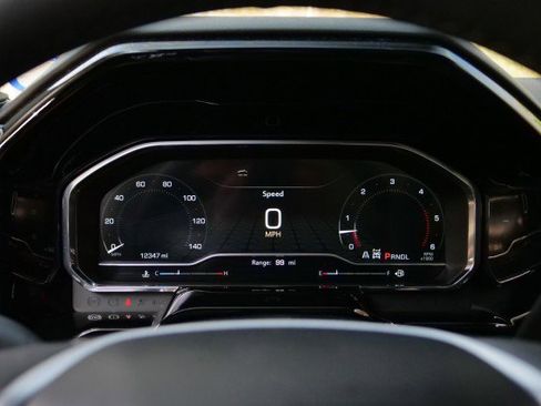 Used 2024 GMC Sierra 3500 SLE w/ SLE Convenience Package image 7